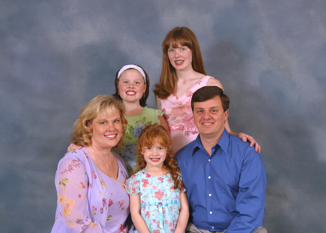 familyportrait2004.jpg